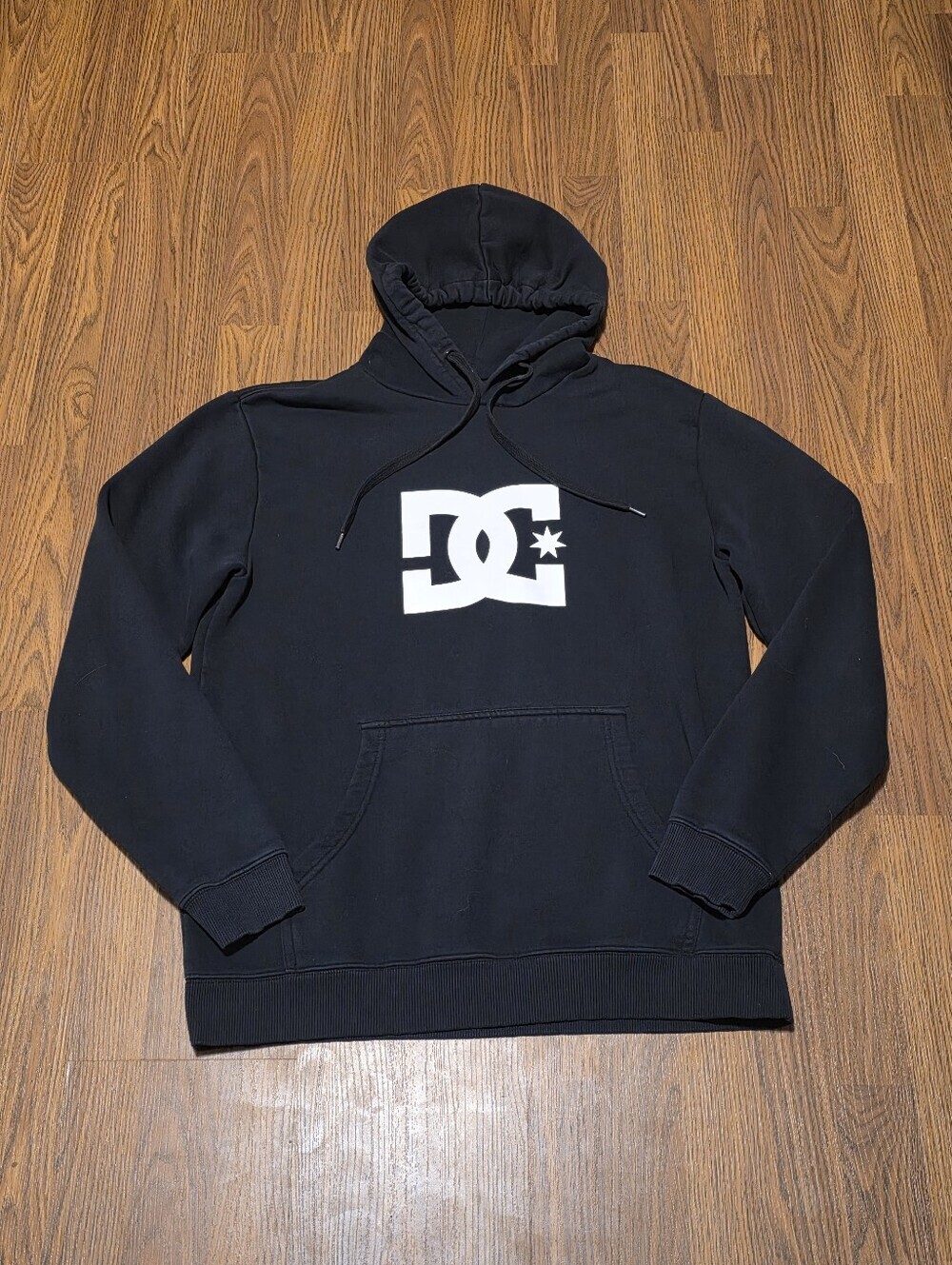 Vintage Y2K DC Shoes Co Black Graphic Pullover Hoodie Mens XL Skate Surf Street